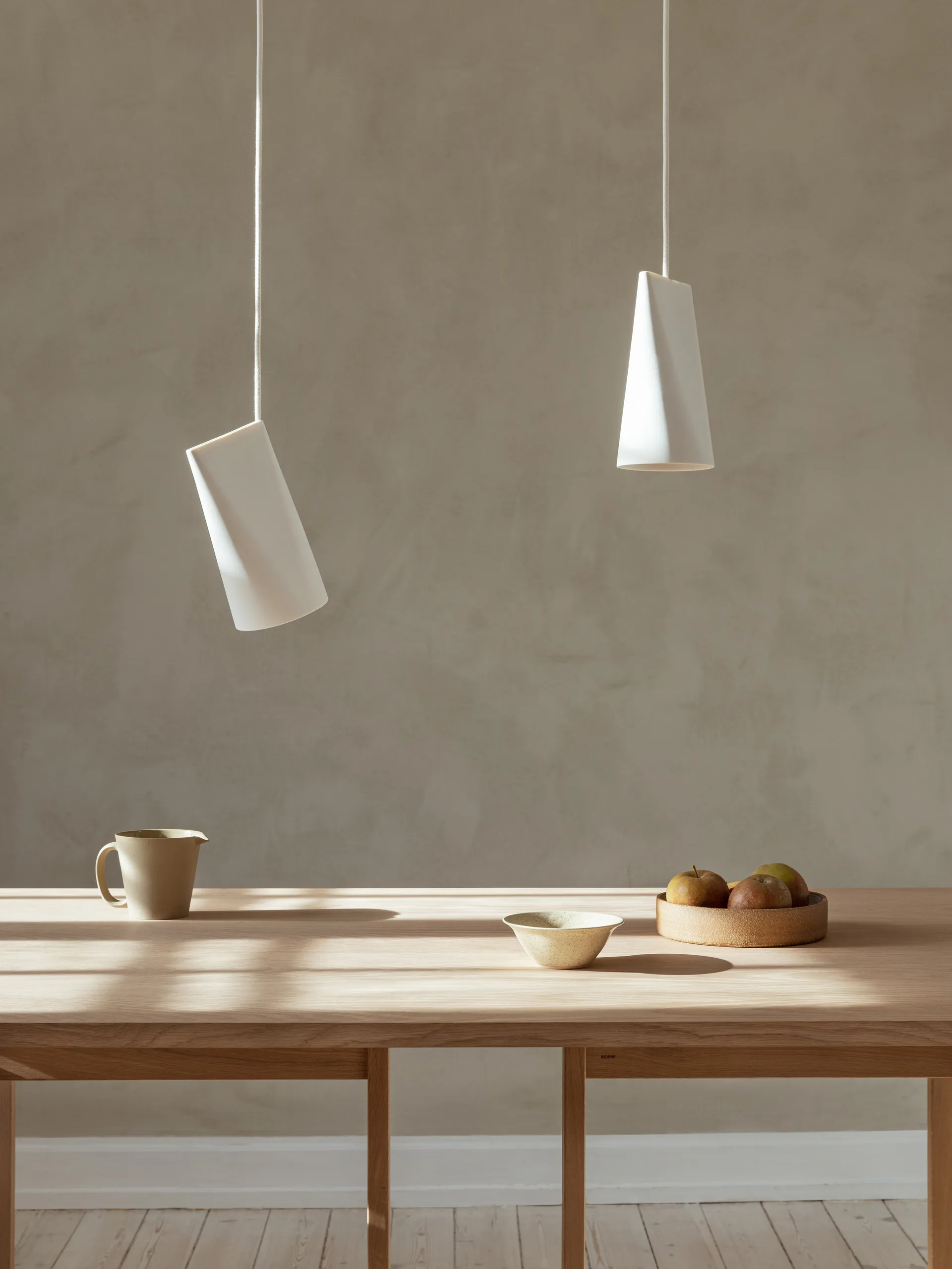 Taklampa keramik 11,2x22 cm, White MOEBE