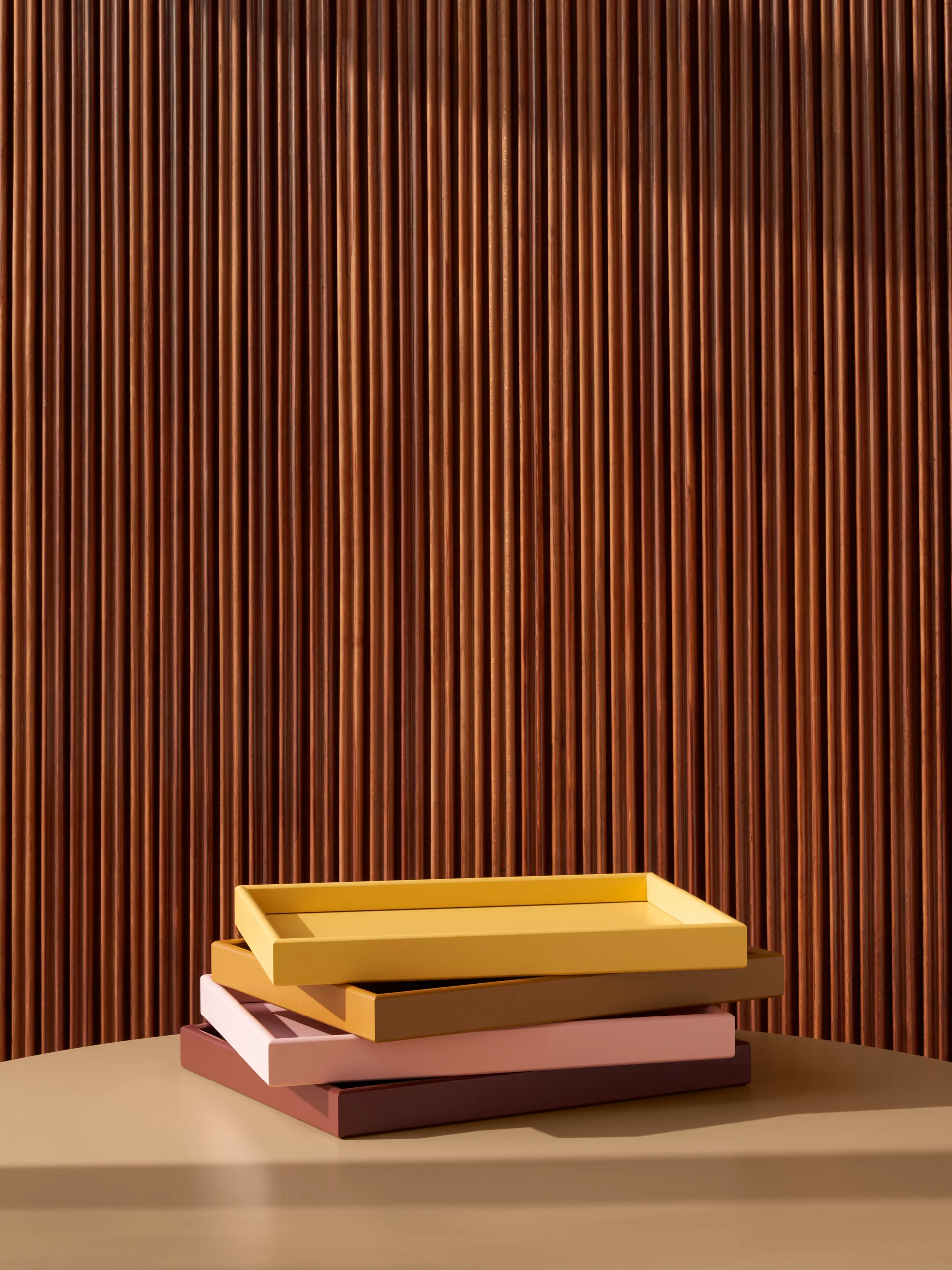 Arrange bricka large 35,3x44,1 cm, Acacia Montana