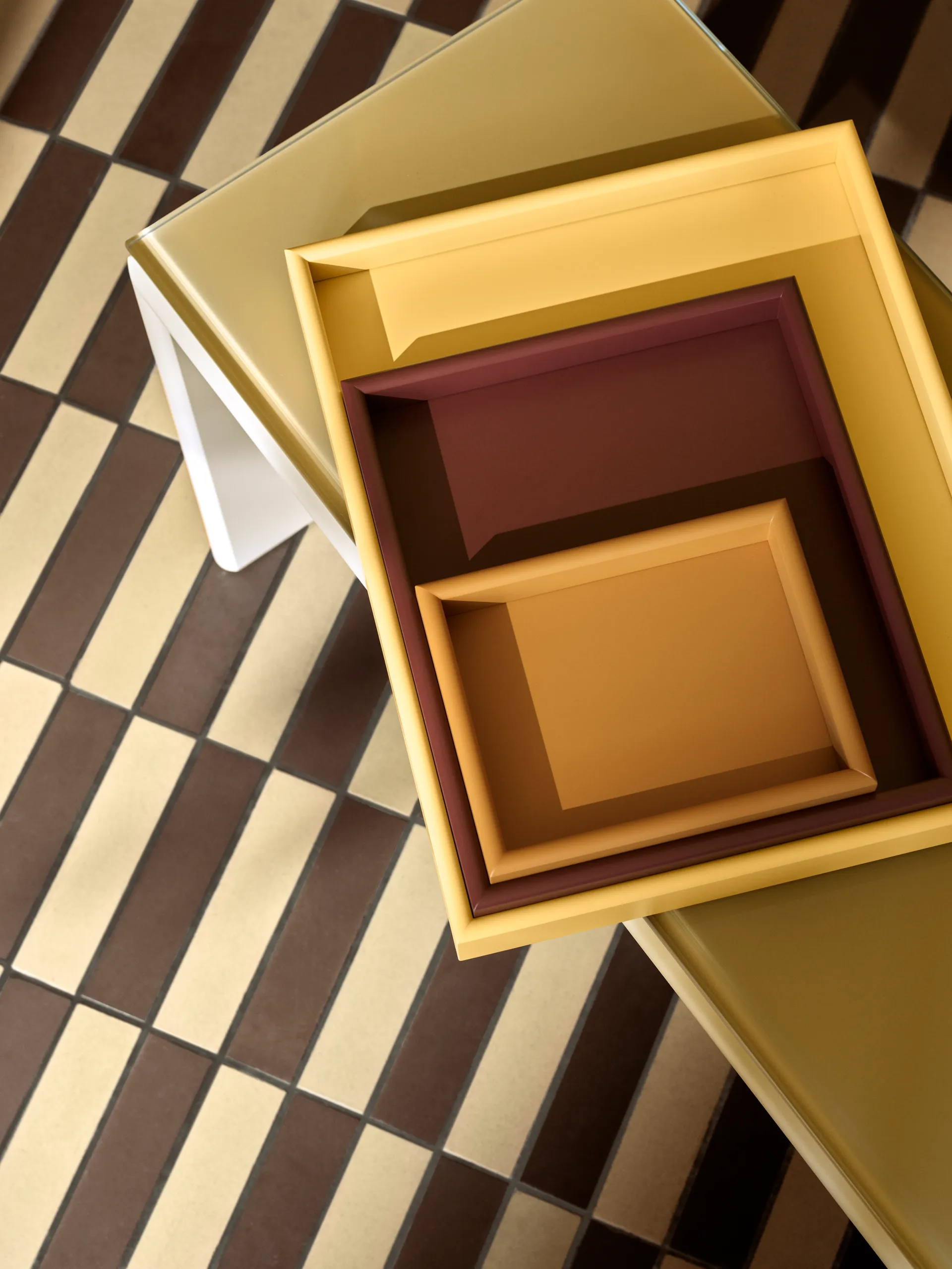 Arrange bricka small 17,3x21,4 cm, Amber Montana