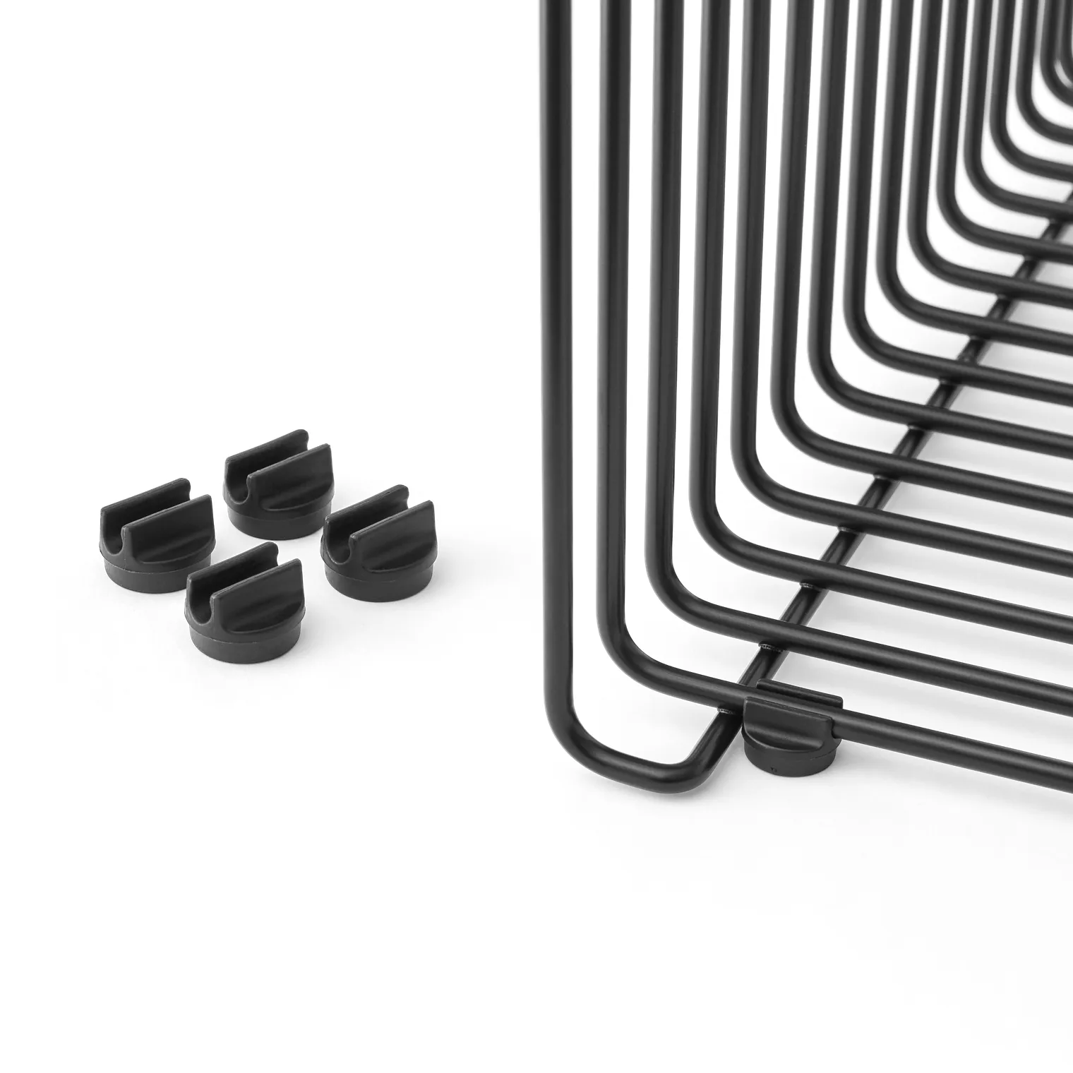 Panton Wire feet distansfötter 4-pack, Black Montana