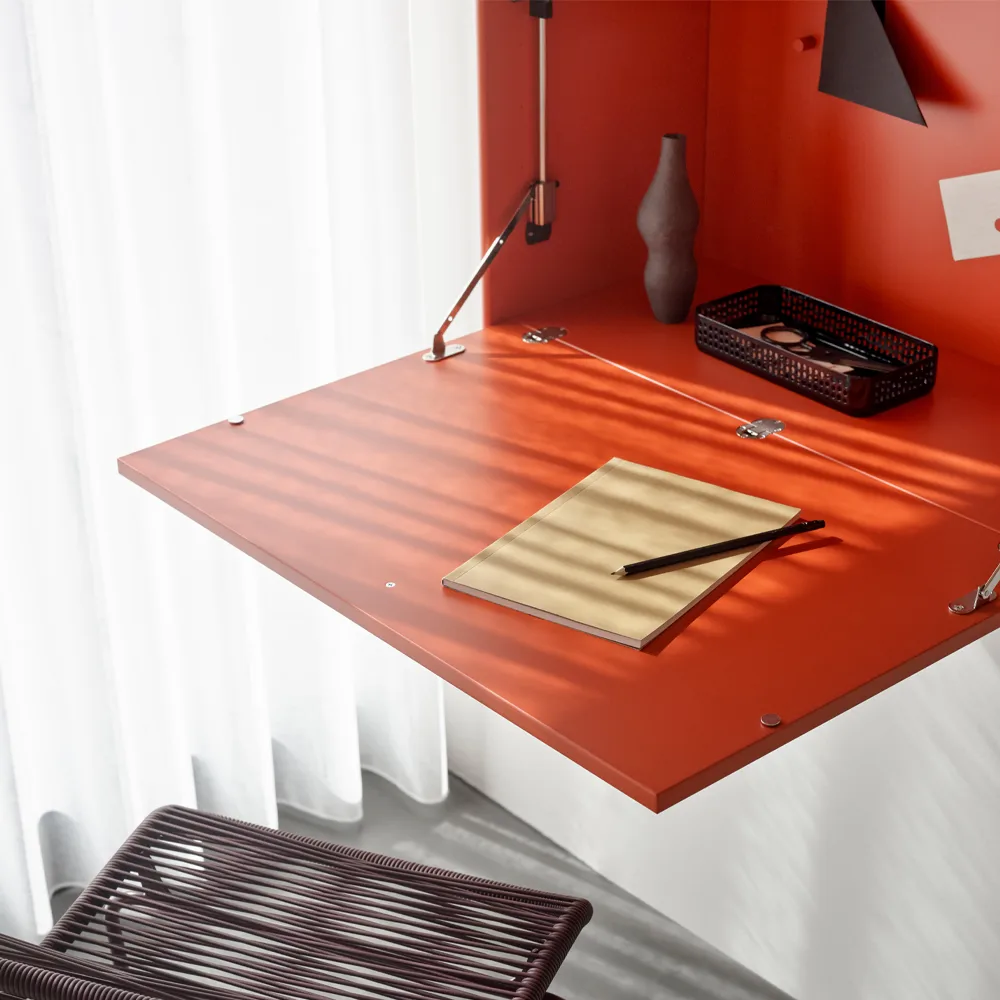 STUDIO skrivbord vägghängt, mist 161 Montana