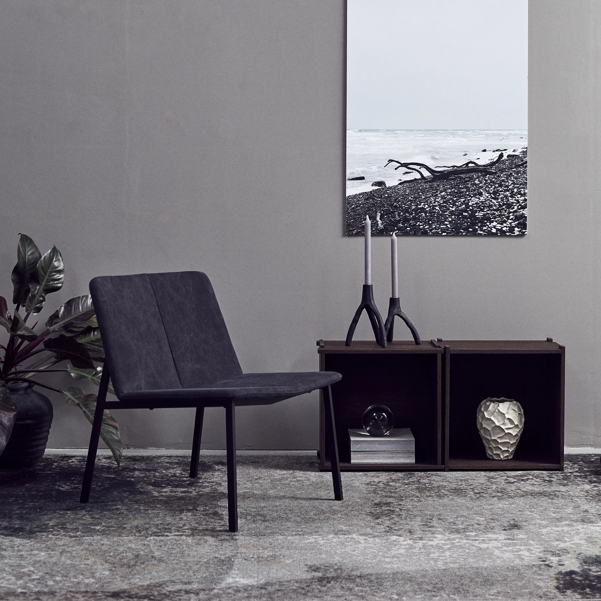 Aion ljusstake XL 22 cm, Svart MUUBS