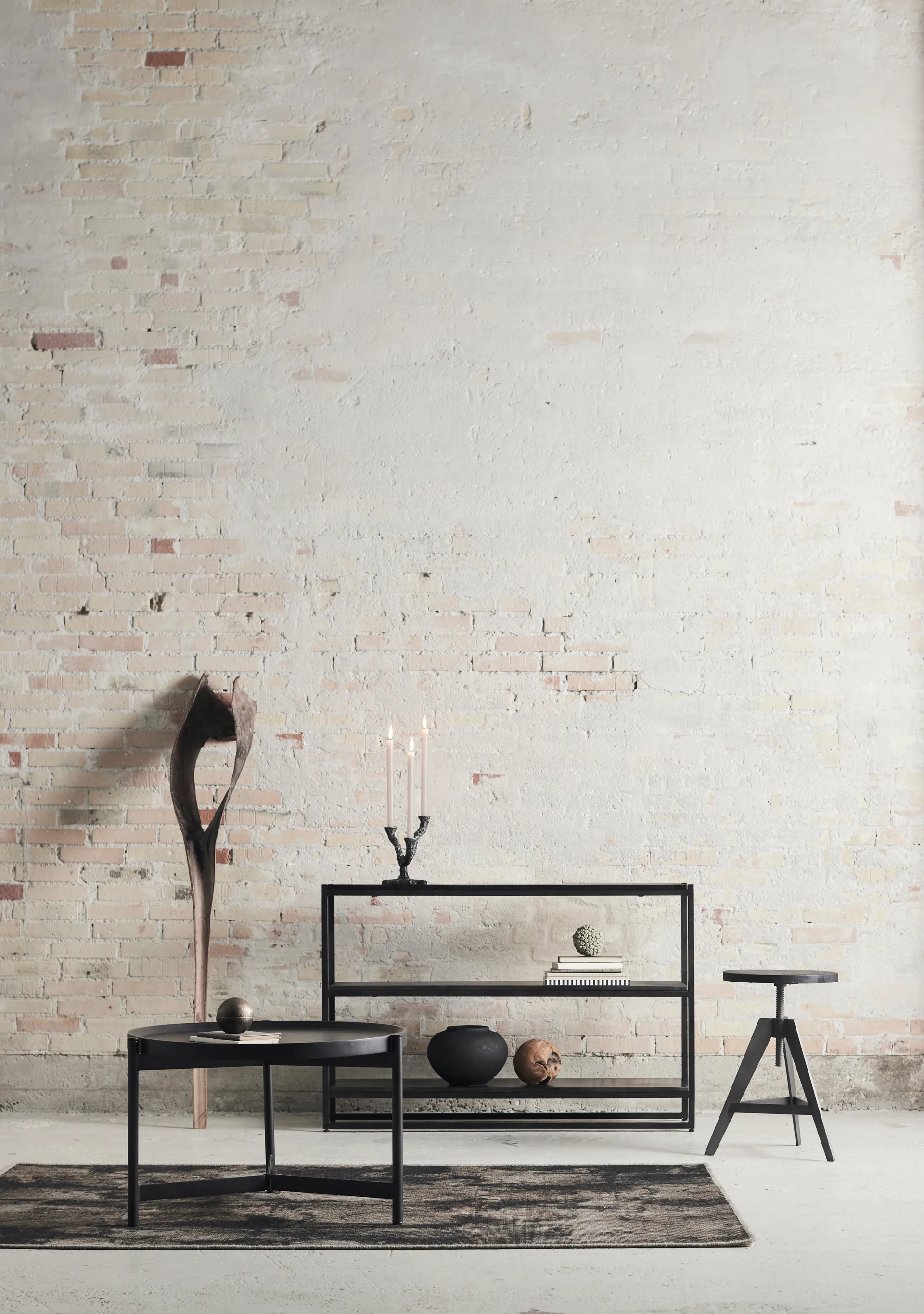 Nevada soffbord Ø70 cm, Svart MUUBS