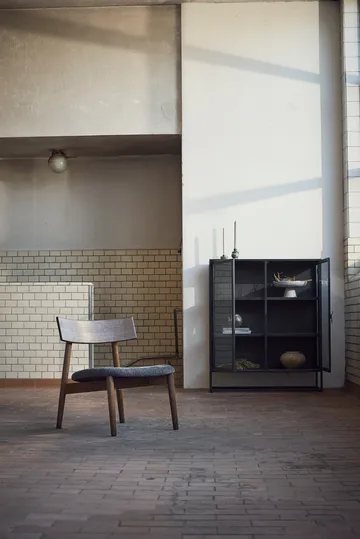 Tetra lounge chair - Granitfärgat tyg-mörkoljad ek - MUUBS