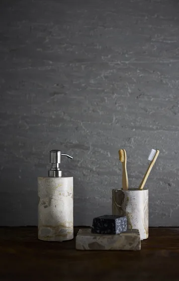 Vita tvålpump - Seashell - MUUBS