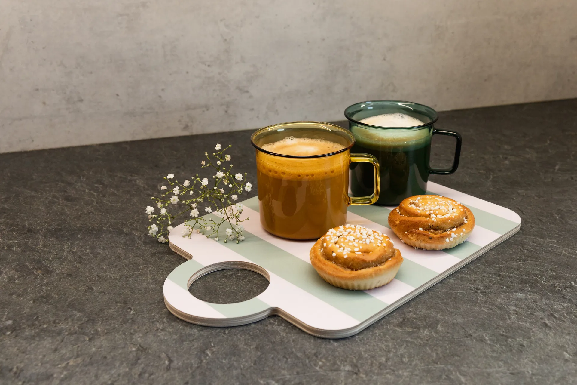 Checks & Stripes bricka 21x31 cm, Mint-blå Muurla