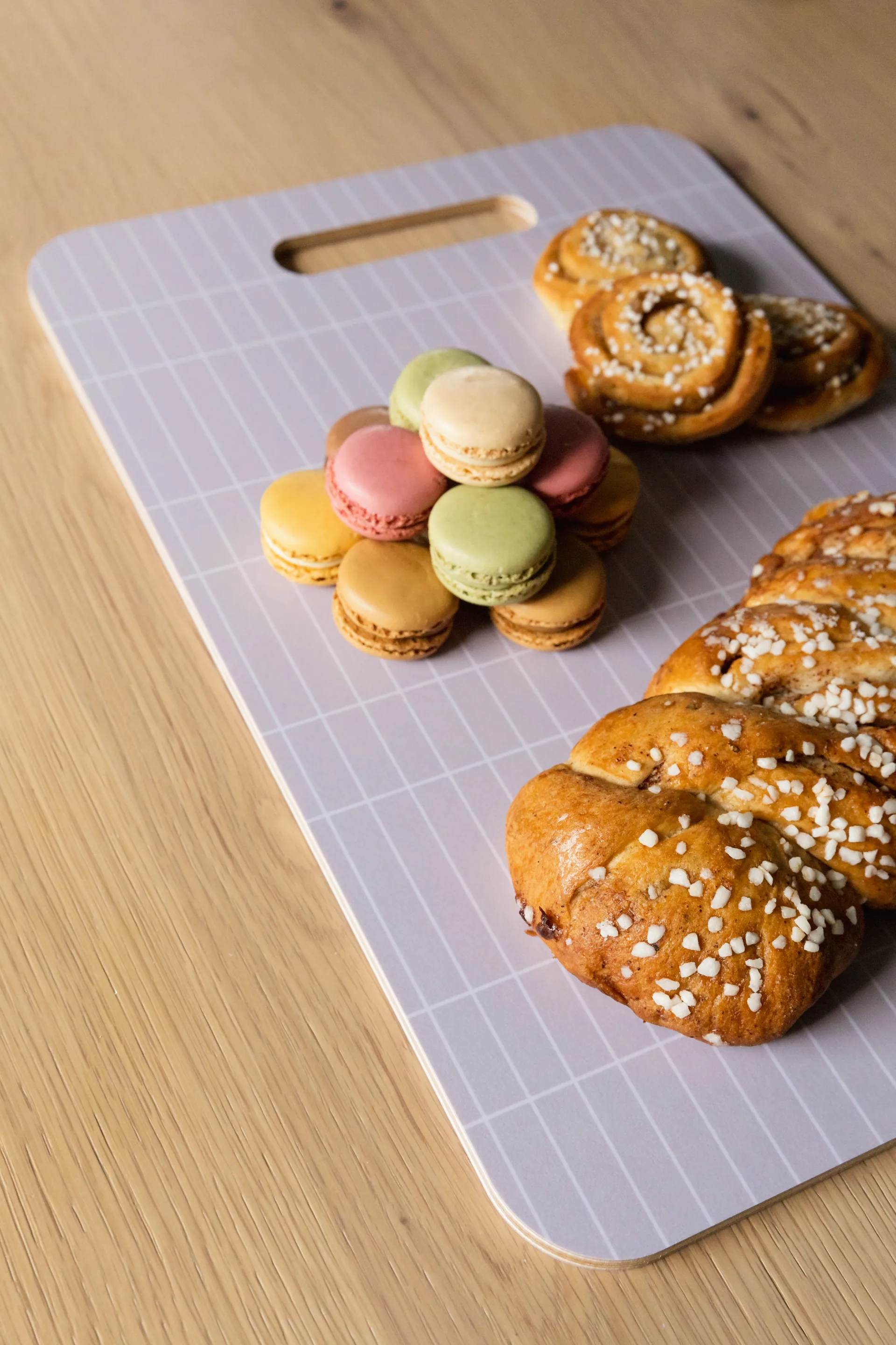 Checks & Stripes skärbräda 30x44 cm, Beige Muurla