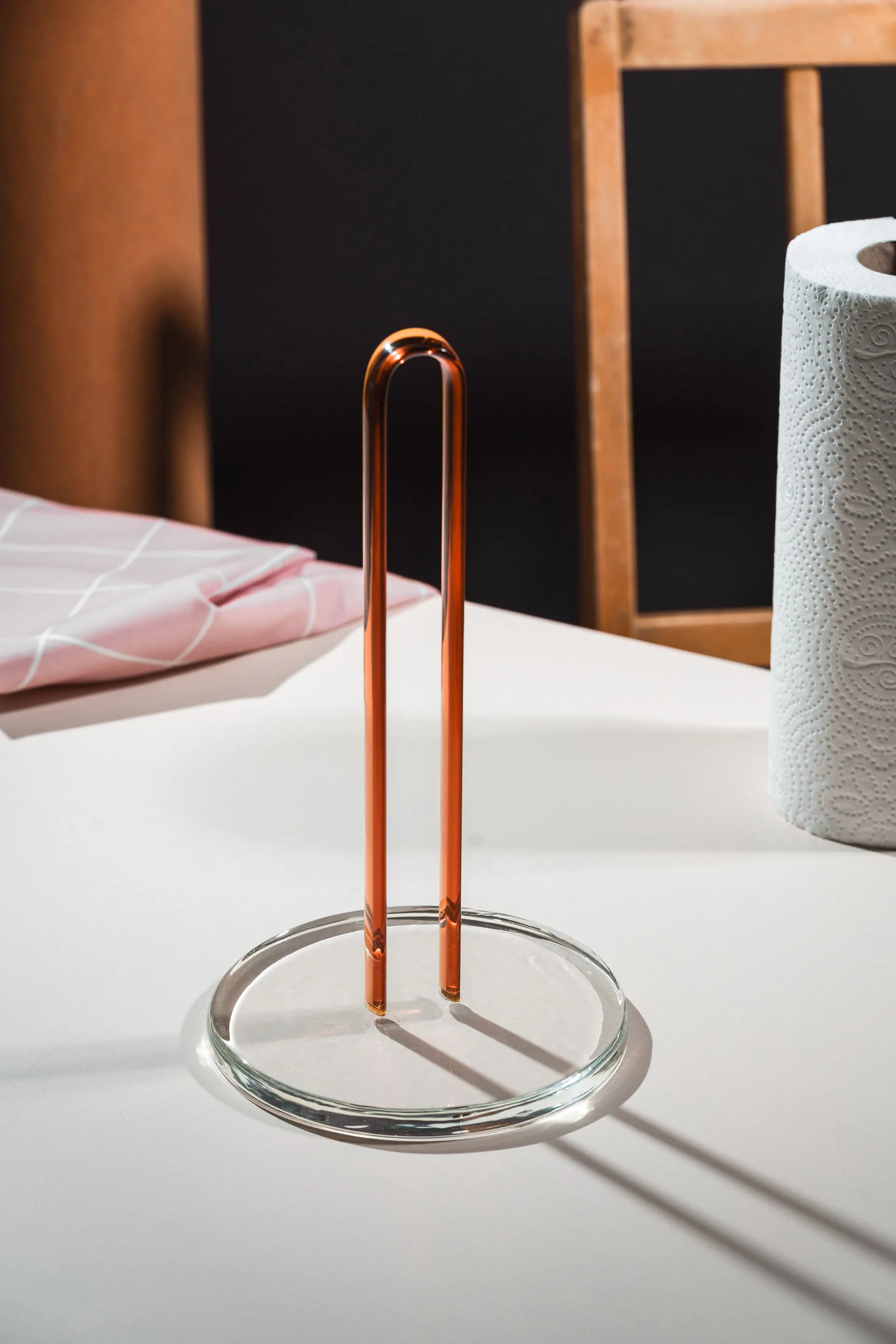 Loop hushållspappershållare 26 cm, Klar-amber Muurla