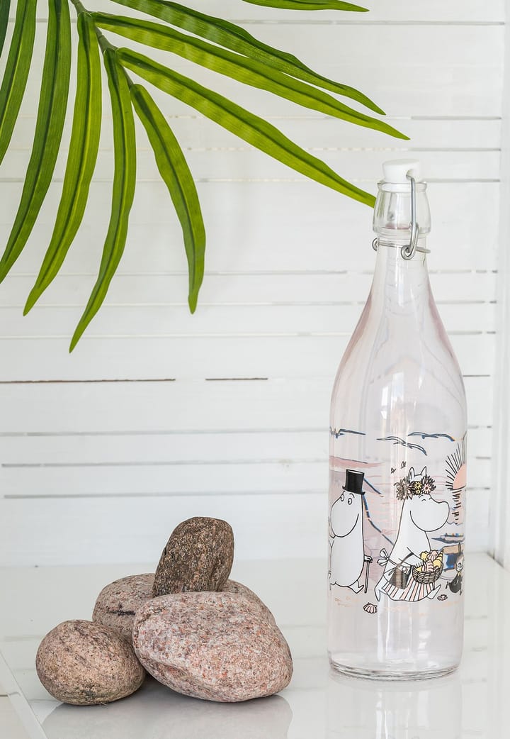 Mumin glasflaska 1 L, The Beach Muurla