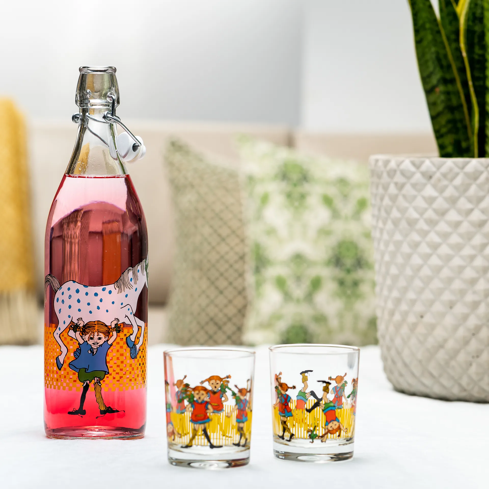 Pippi glasflaska 1 L, Multi Muurla
