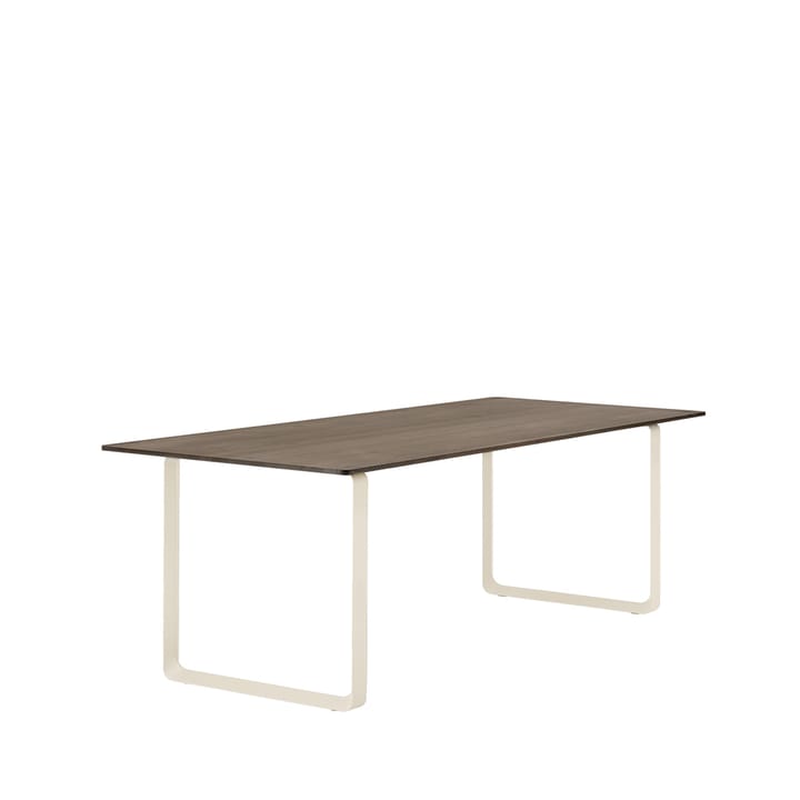 70/70 matbord 225x90 cm - Solid smoked oak-Sand - Muuto