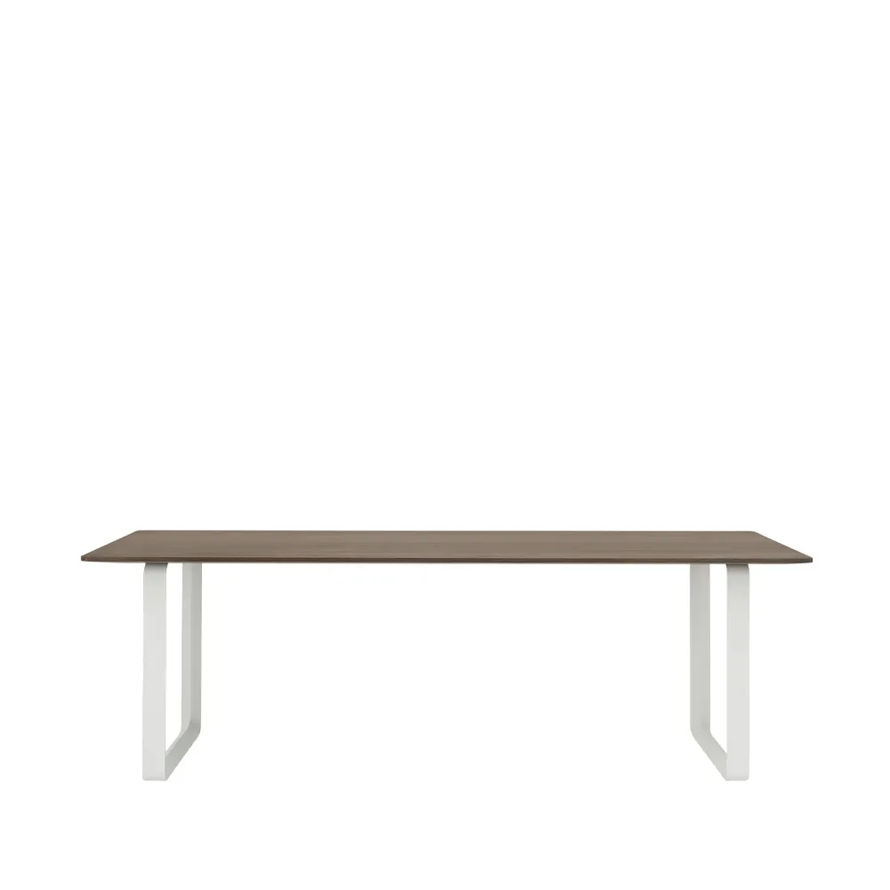 70/70 matbord 225x90 cm, Solid smoked oak-White Muuto