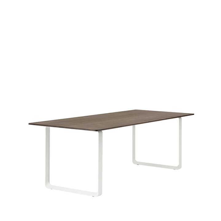 70/70 matbord 225x90 cm - Solid smoked oak-White - Muuto