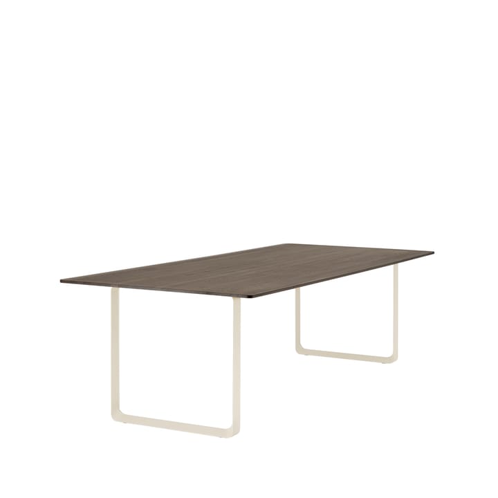 70/70 matbord 255x108 cm - Solid smoked oak-Sand - Muuto