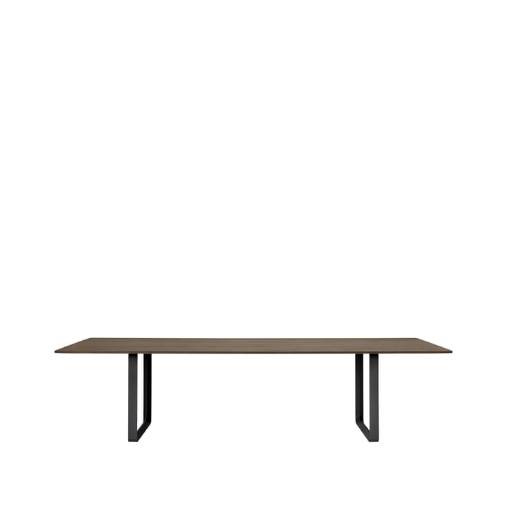 70/70 matbord 295x108 cm - Solid smoked oak-Black - Muuto