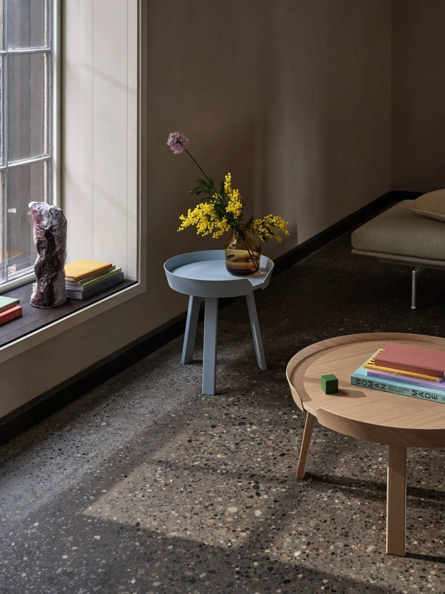 Around sidobord small, Oak Muuto