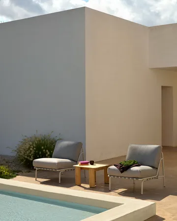 Assemble soffbord - Teak, 55x55 cm - Muuto