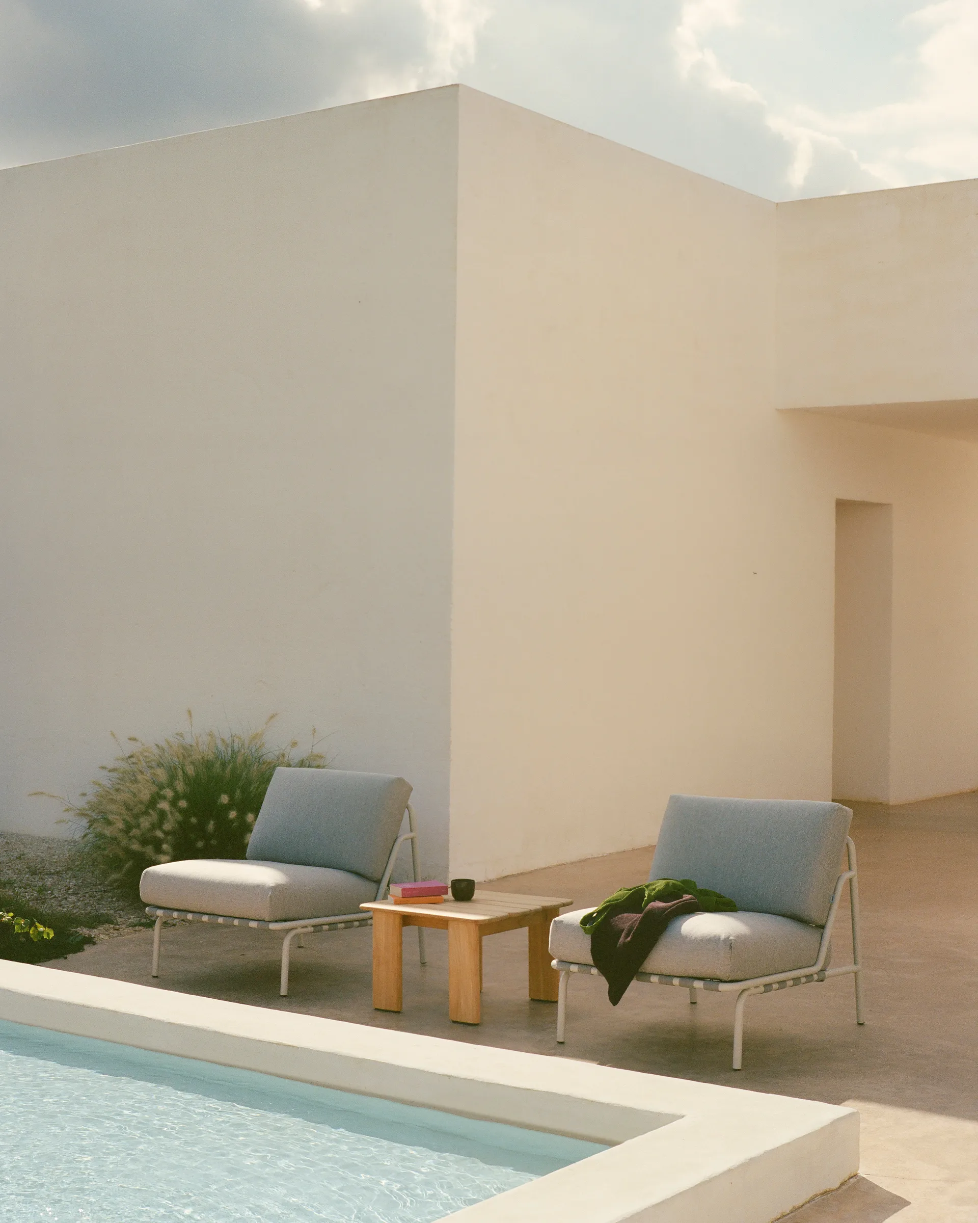 Assemble soffbord, Teak, 55x55 cm Muuto