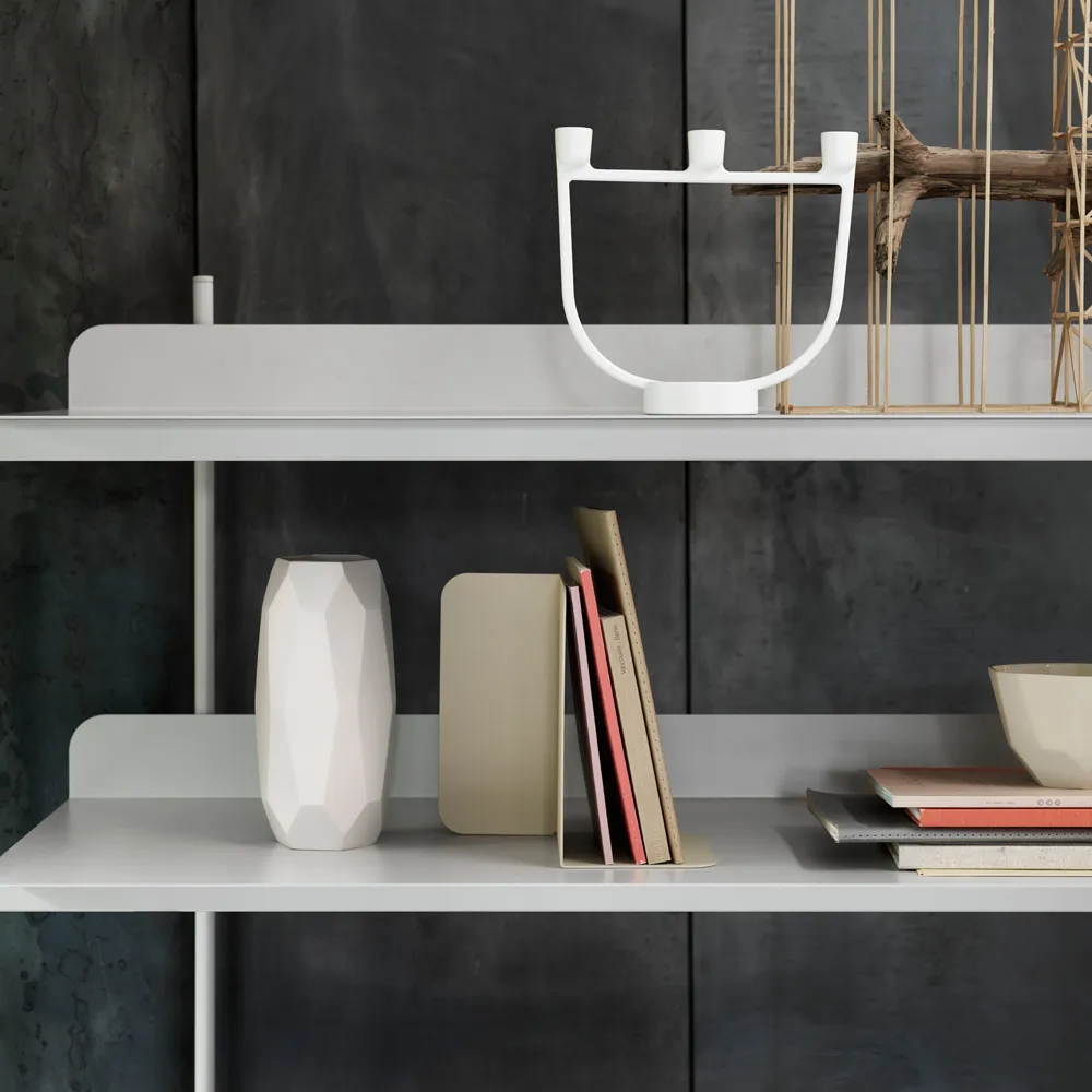 Compile configuration 7 hyllsystem, Black Muuto