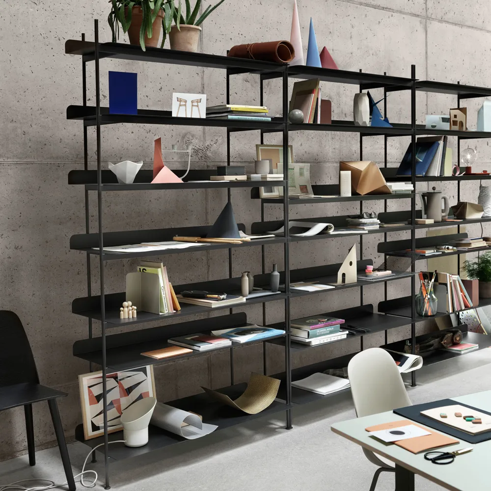 Compile configuration 7 hyllsystem, Black Muuto