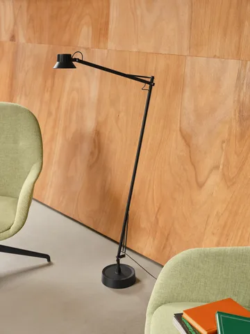 Dedicate golvlampa - Black, 112 cm - Muuto