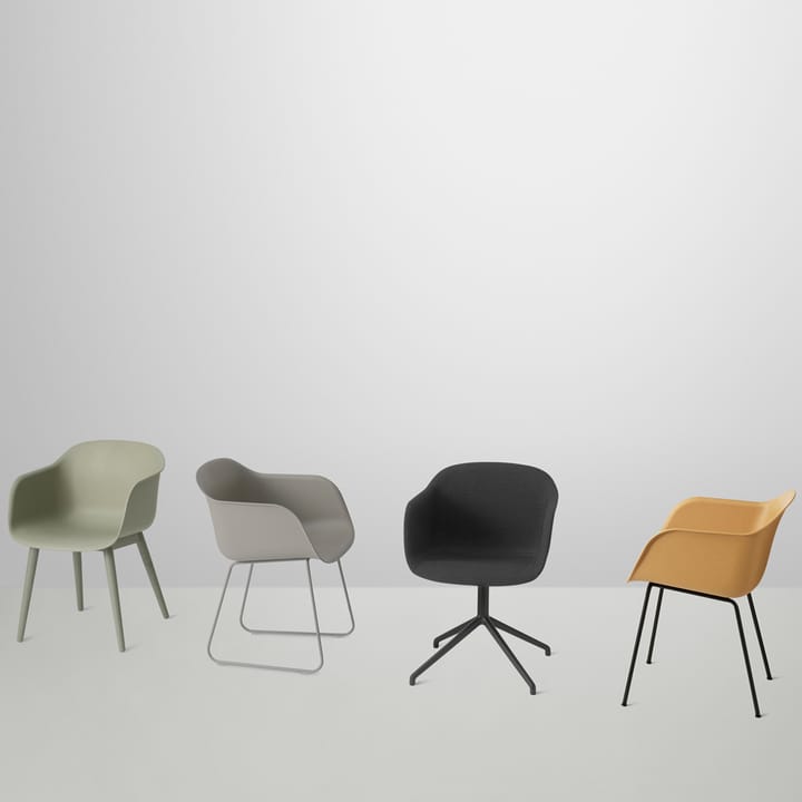 Fiber Karmstol tube base, Ochre-Anthracite Black Muuto
