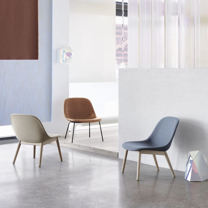 Fiber loungestol wood base, grey, gråa ben Muuto