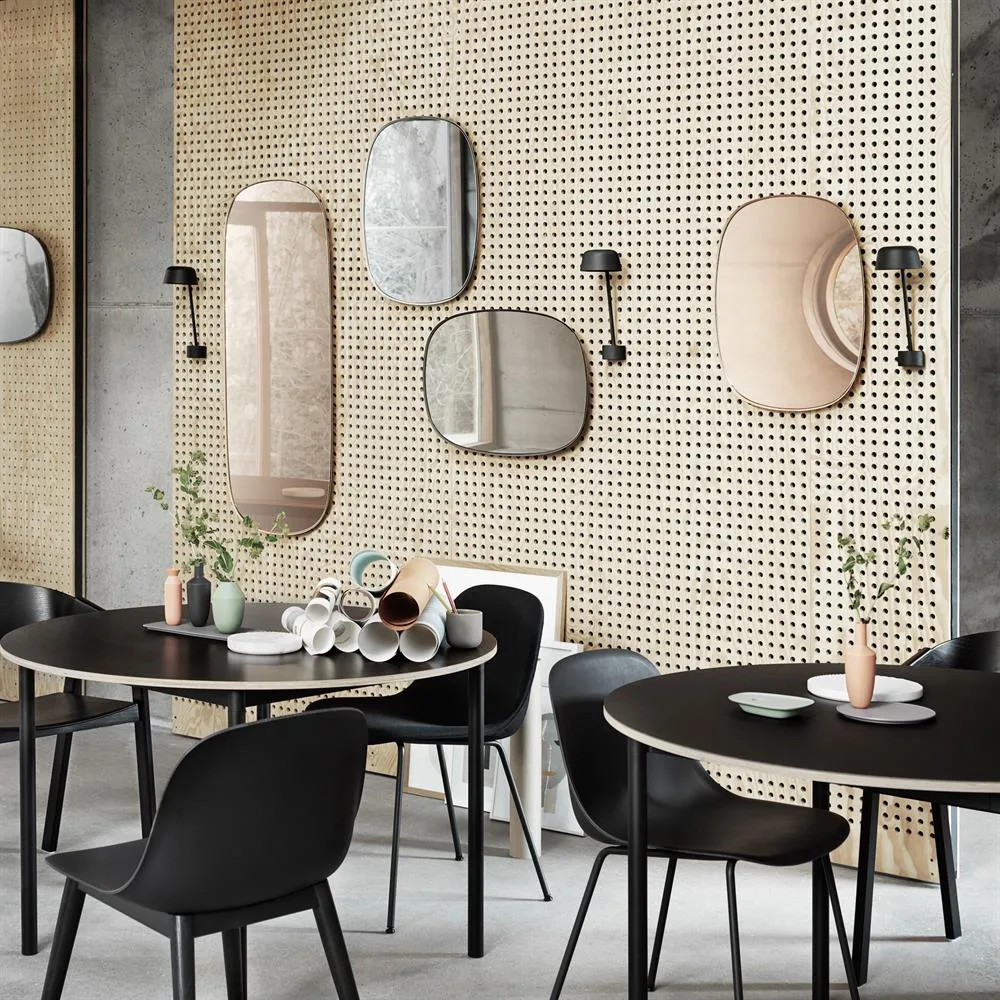 Framed spegel, Taupe, 59x44 cm Muuto