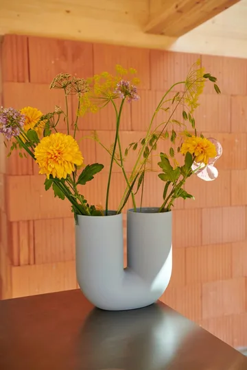 Kink vas 26 cm - Ljusblå - Muuto