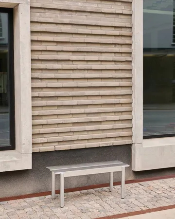 Linear steel bench bänk 110x34 cm - Warm galvanized steel - Muuto