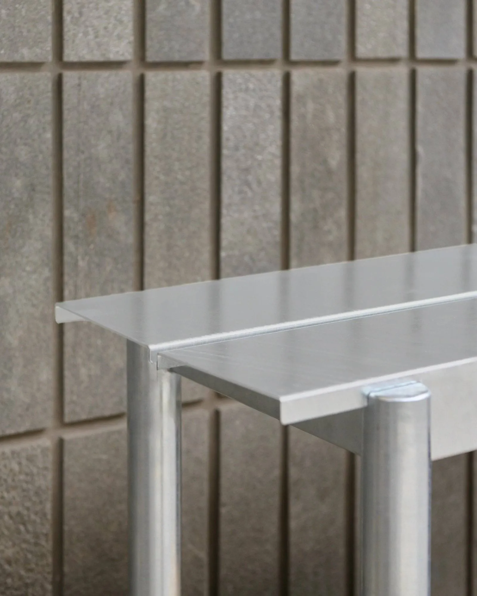 Linear steel bench bänk 170x34 cm, Warm galvanized steel Muuto