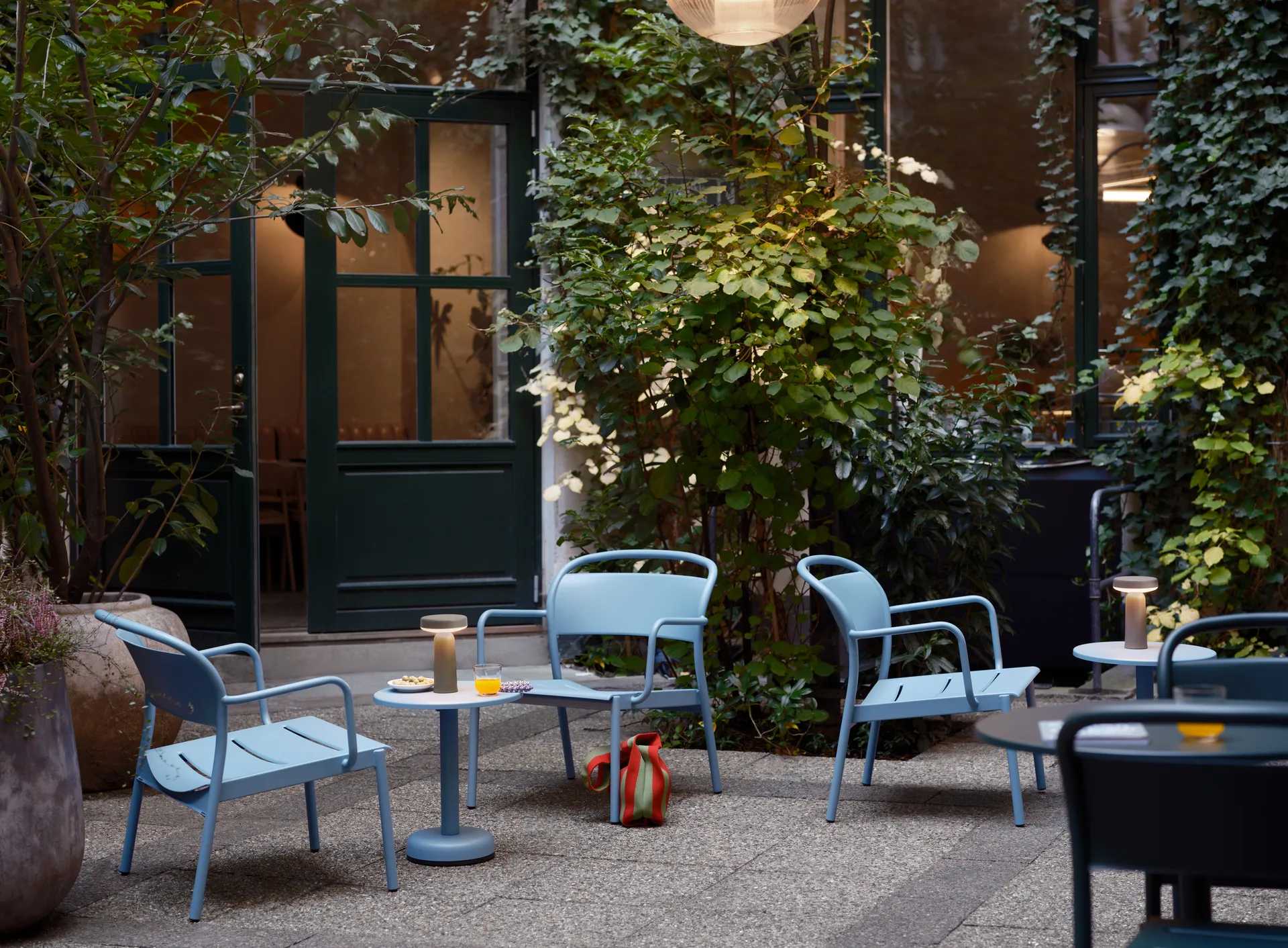 Linear Steel loungefåtölj, Pale blue Muuto