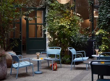 Linear Steel loungefåtölj - Pale blue - Muuto