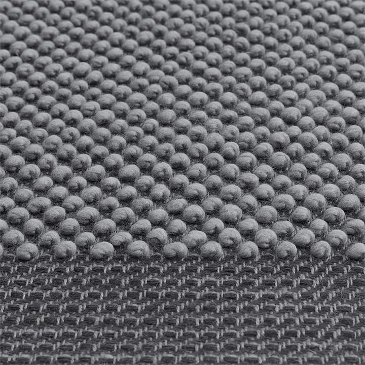 Pebble matta 170x240 cm - mörkgrå - Muuto