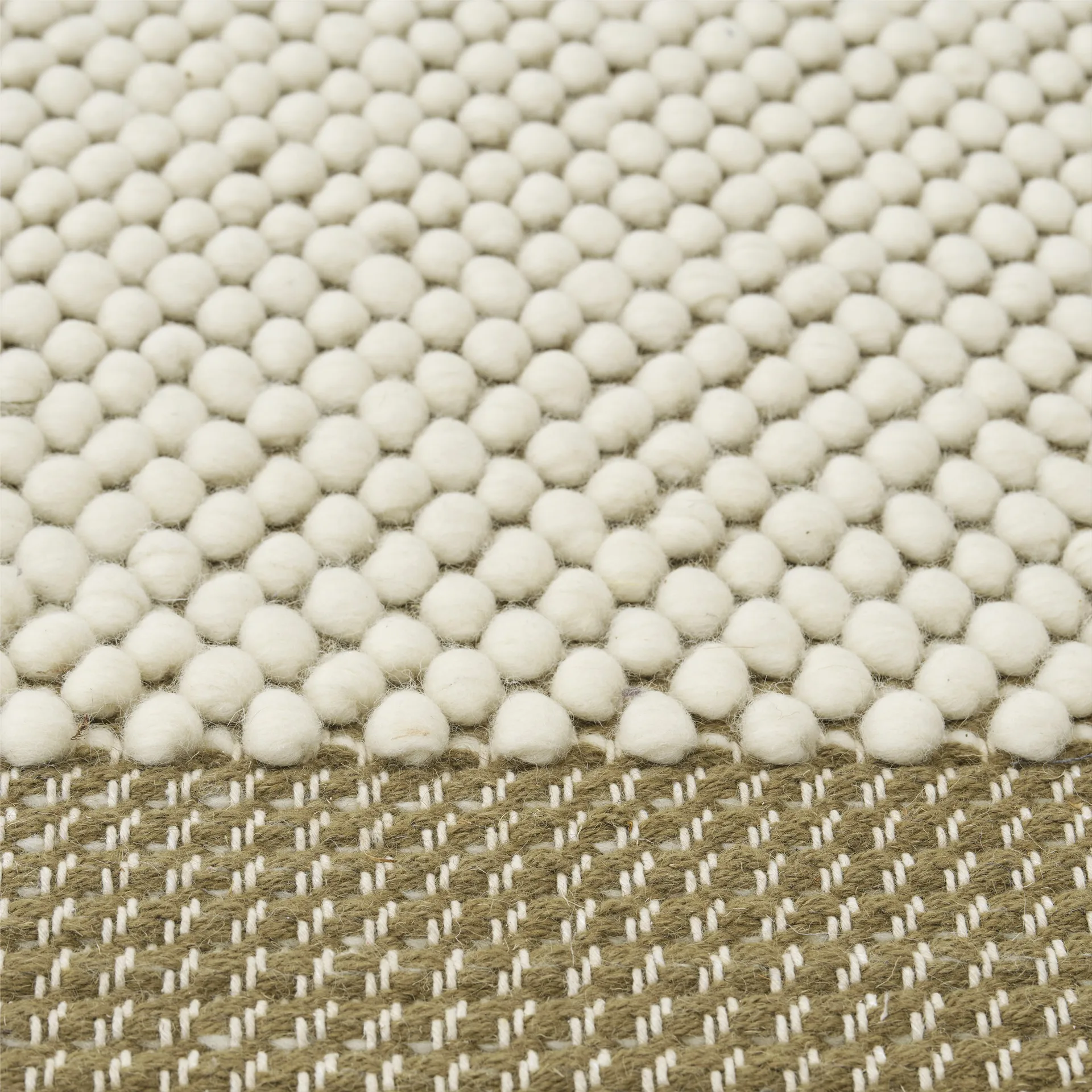 Pebble matta 200x300 cm, Brown green Muuto