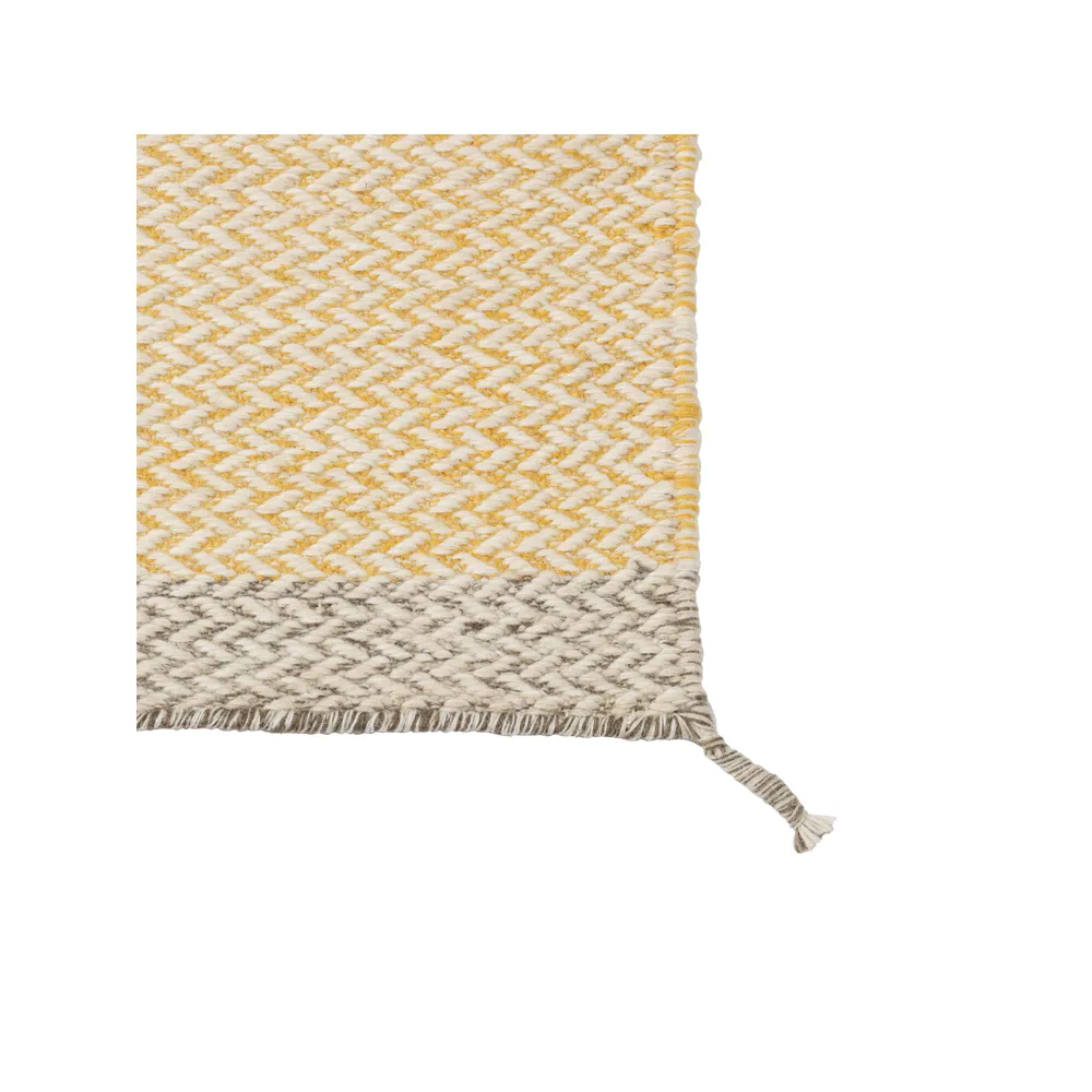 Ply ullmatta 270x360 cm, Yellow Muuto