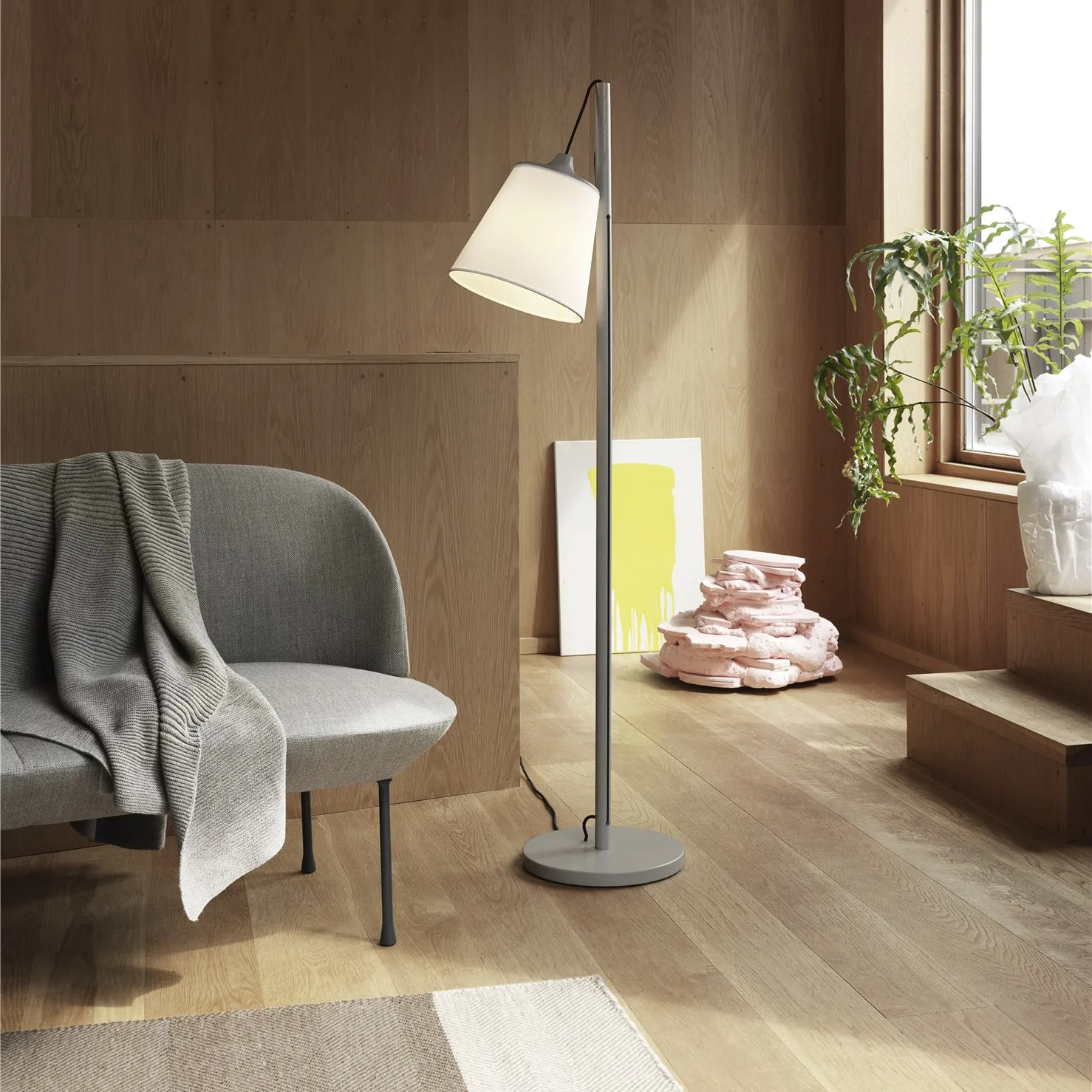 Pull golvlampa, Grey-white Muuto