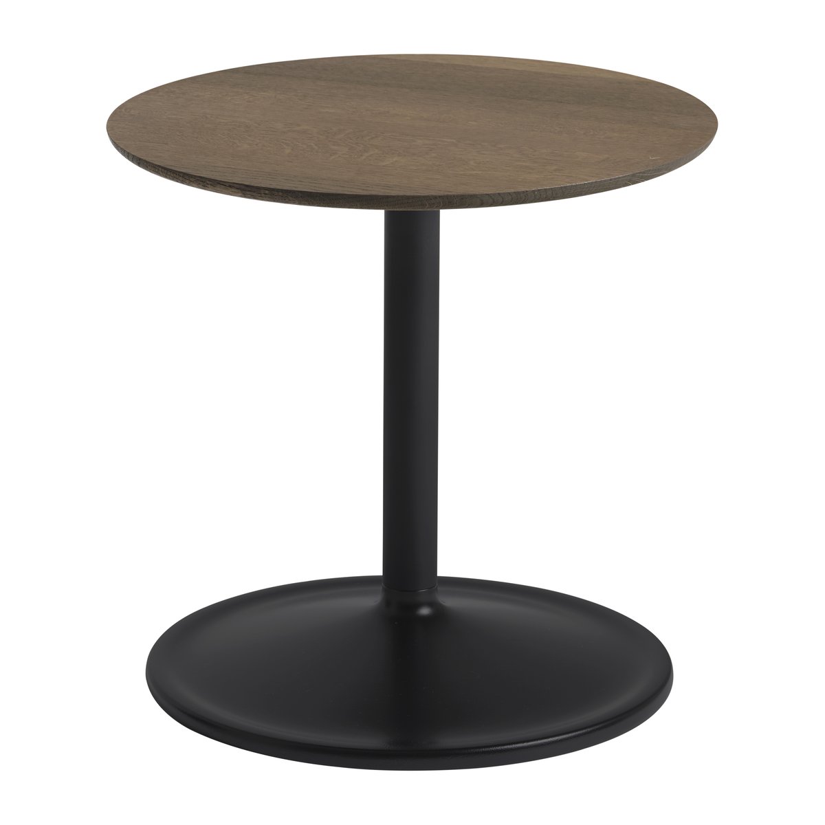 Muuto Soft sidobord H 40 cm Solid oak-Black | Skandinavisk Design | Avlastningsbord & Sidobord | Brun