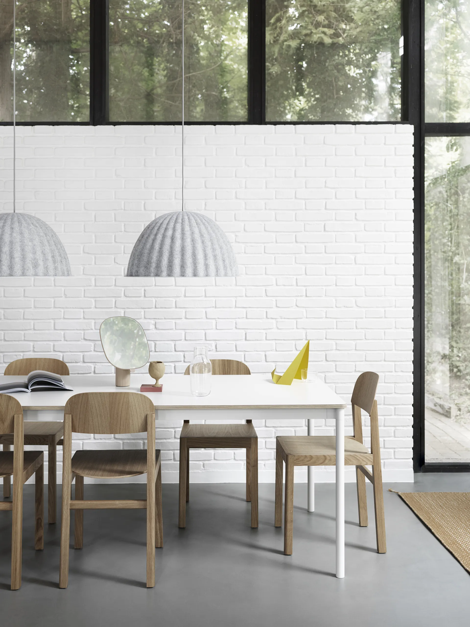 Under the bell taklampa Ø55 cm, Dark Green Muuto