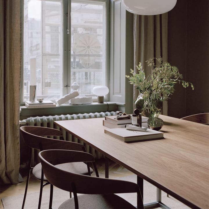 Florence matbord rektangulärt, natural oak, svart stativ New Works
