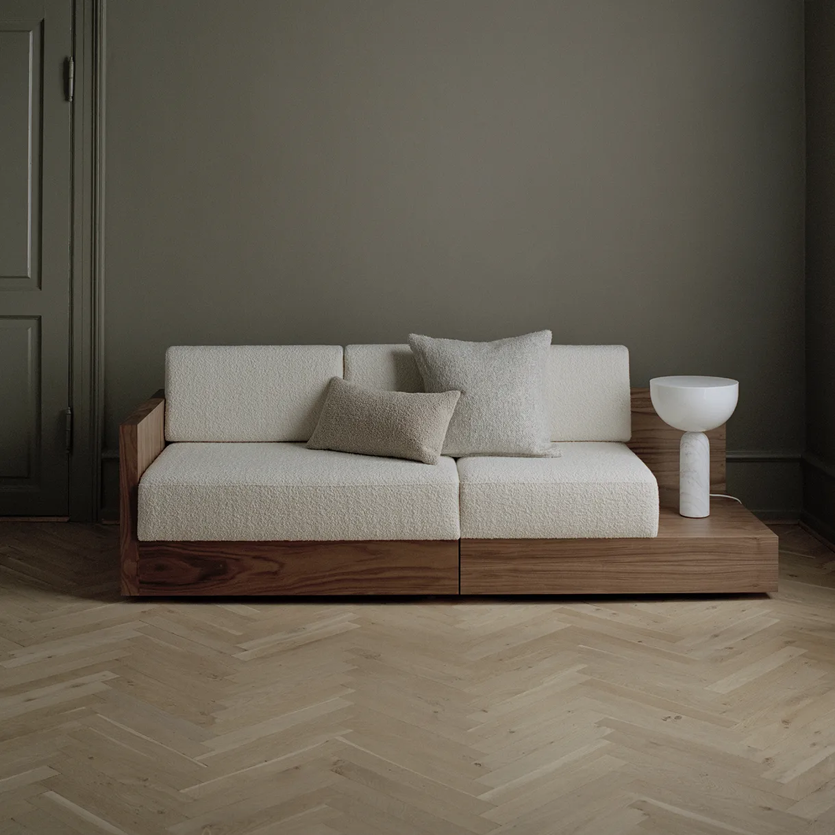 Kizu bordslampa large 45 cm, White marble New Works