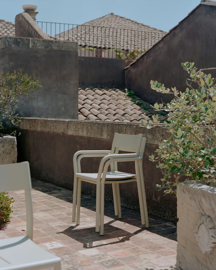 May Armchair Outdoor karmstol, Light Grey New Works