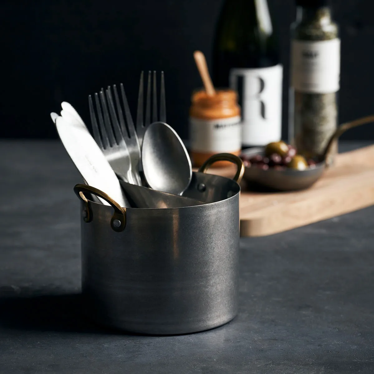 Presentation organiserare Ø14 cm, Rostfritt stål-mässing Nicolas Vahé