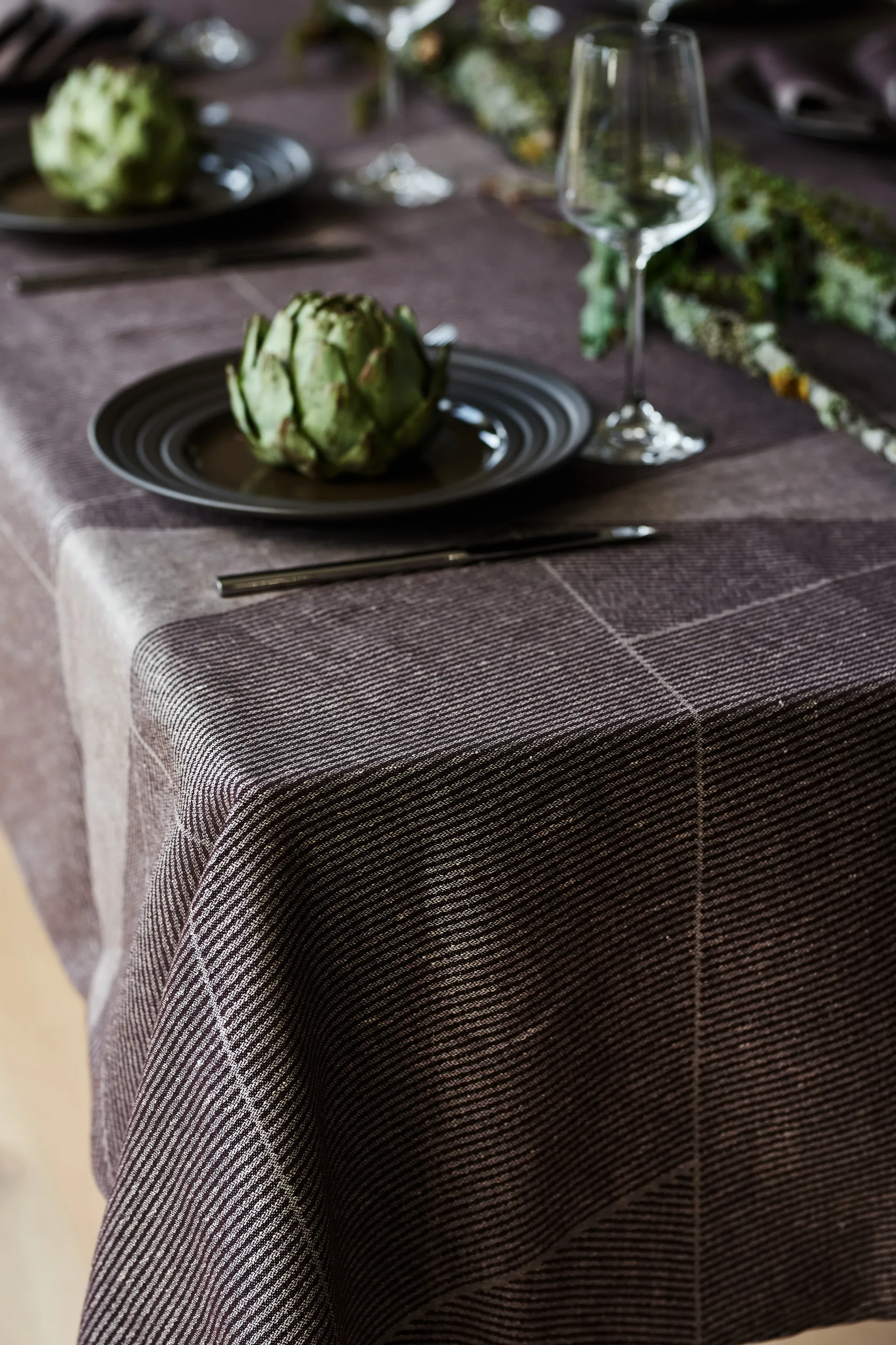 Geometric duk 147x250 cm, Brun-vit NJRD