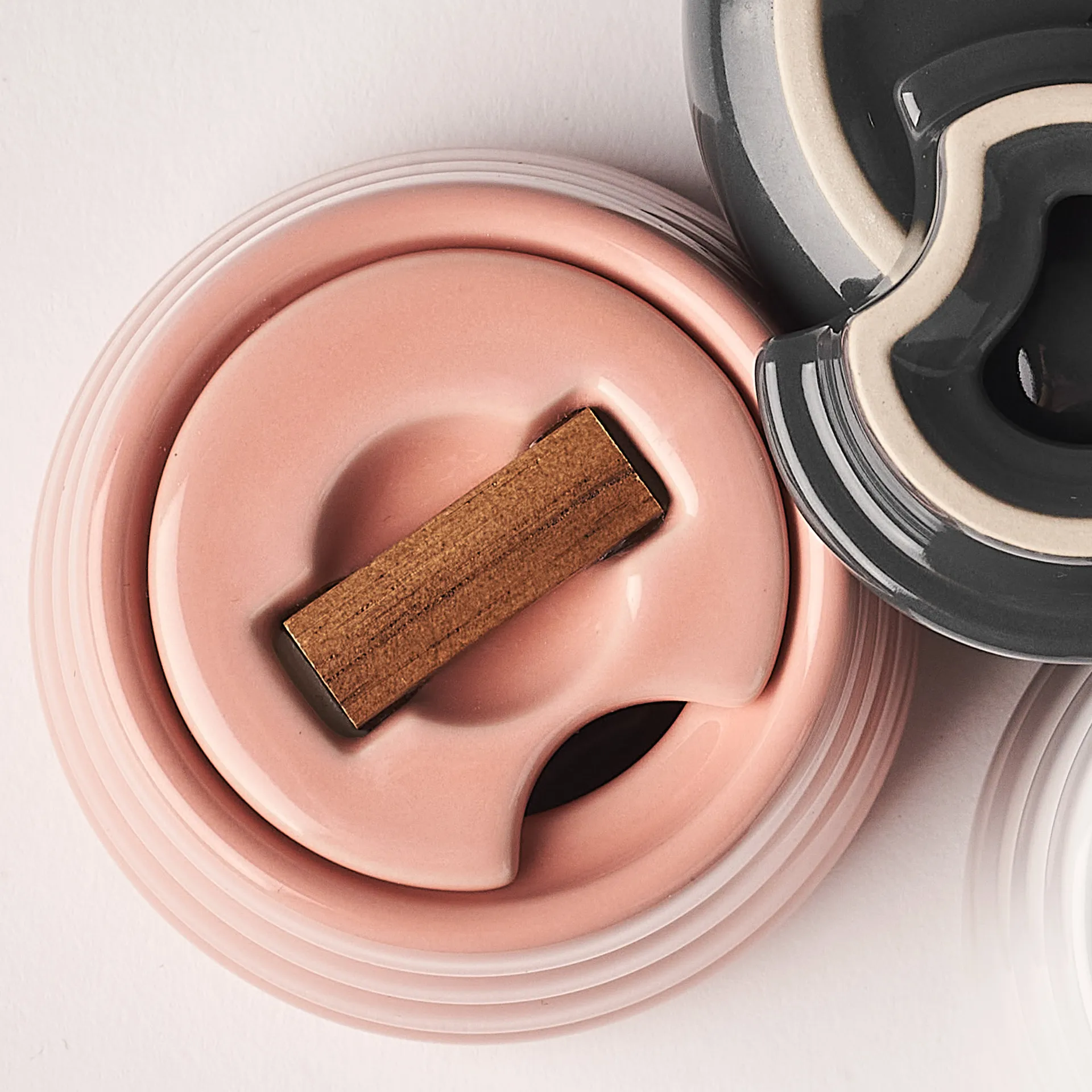 Lines sockerskål, Rosa NJRD