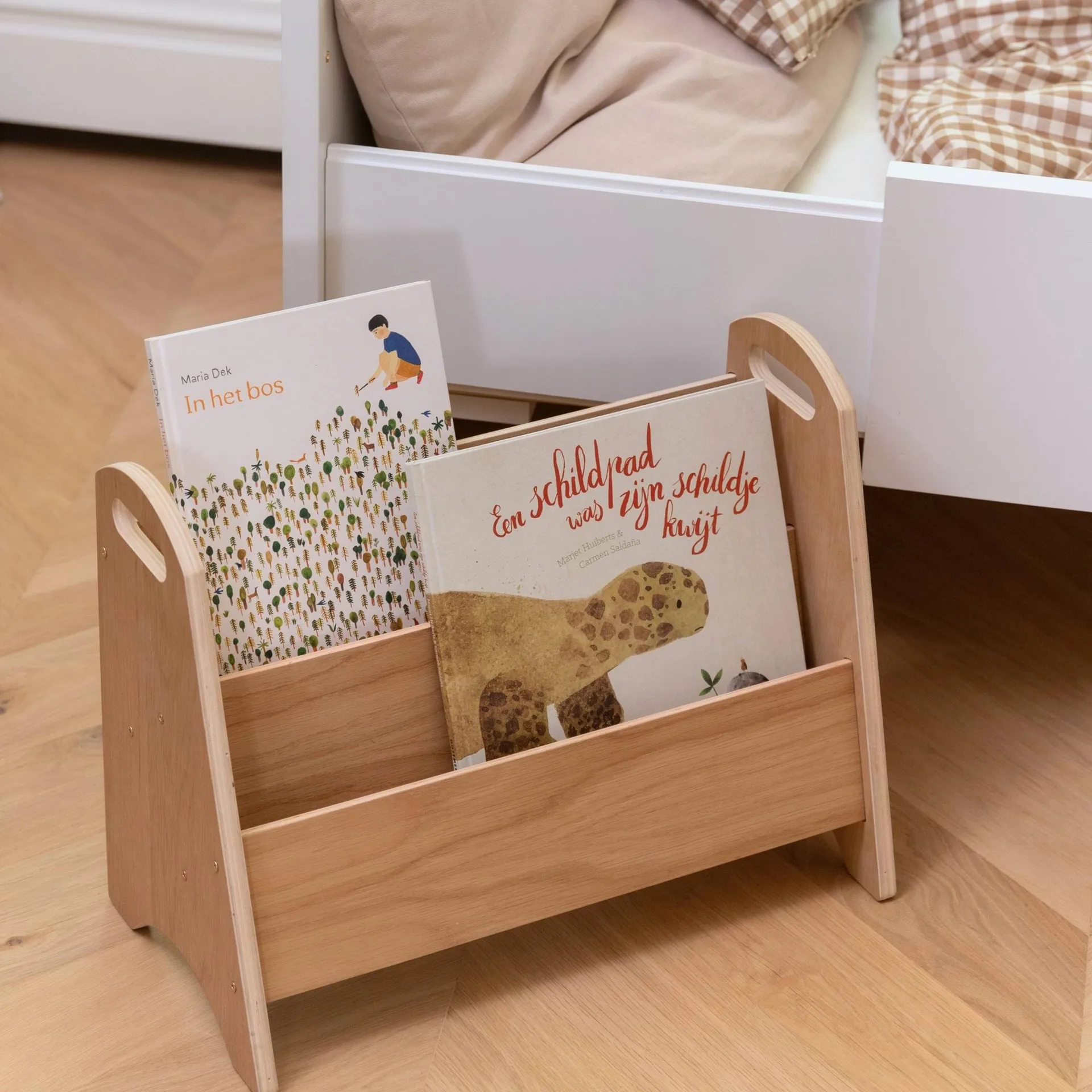 Book holder bokhylla för barn, Ek Nofred