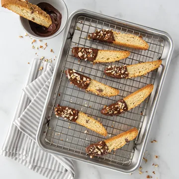 Naturals quarter sheet ugnsplåt med galler - Silver - Nordic Ware