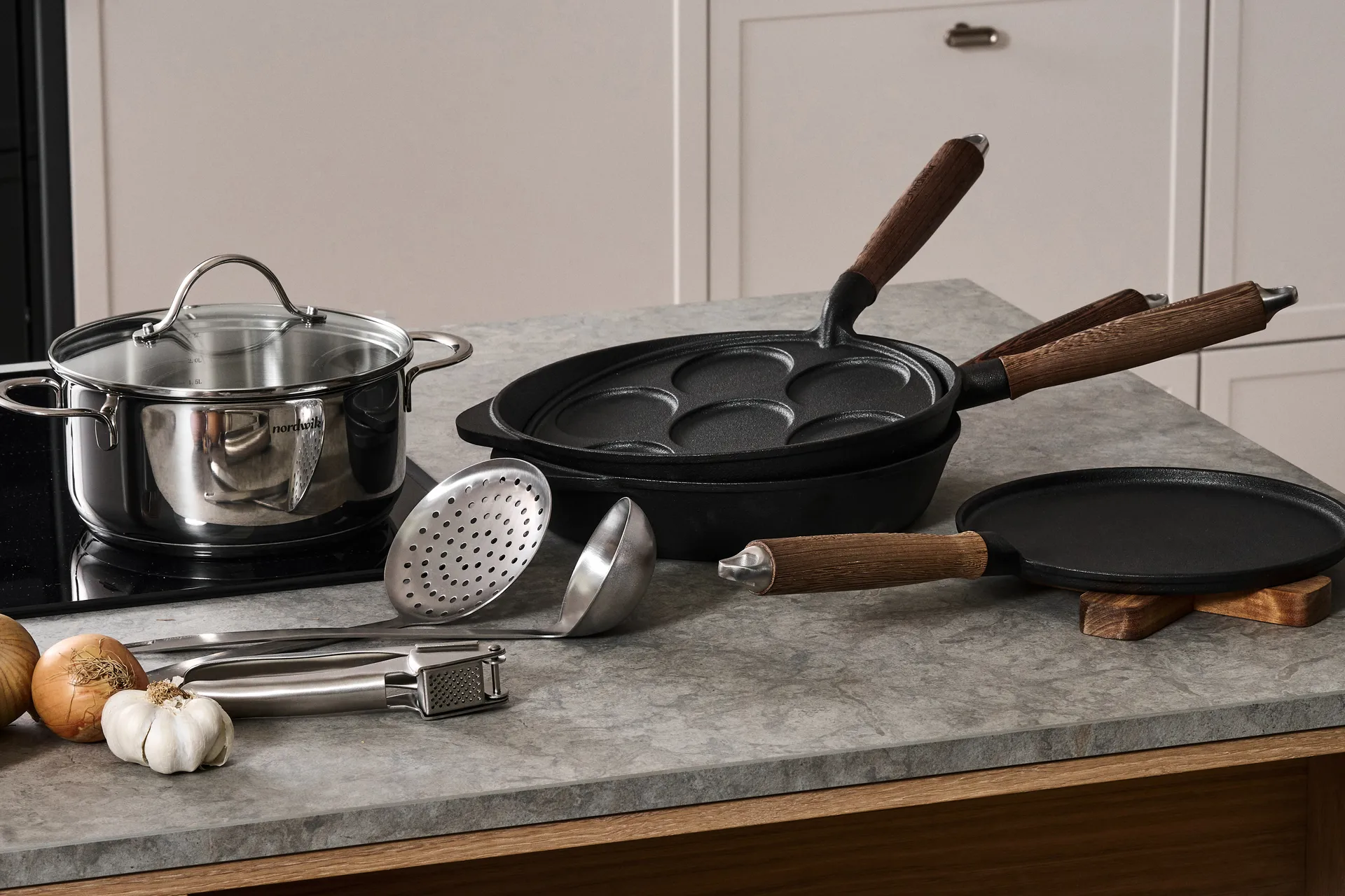 Nordwik vitlökspress 17,5 cm, Rostfritt stål Nordwik