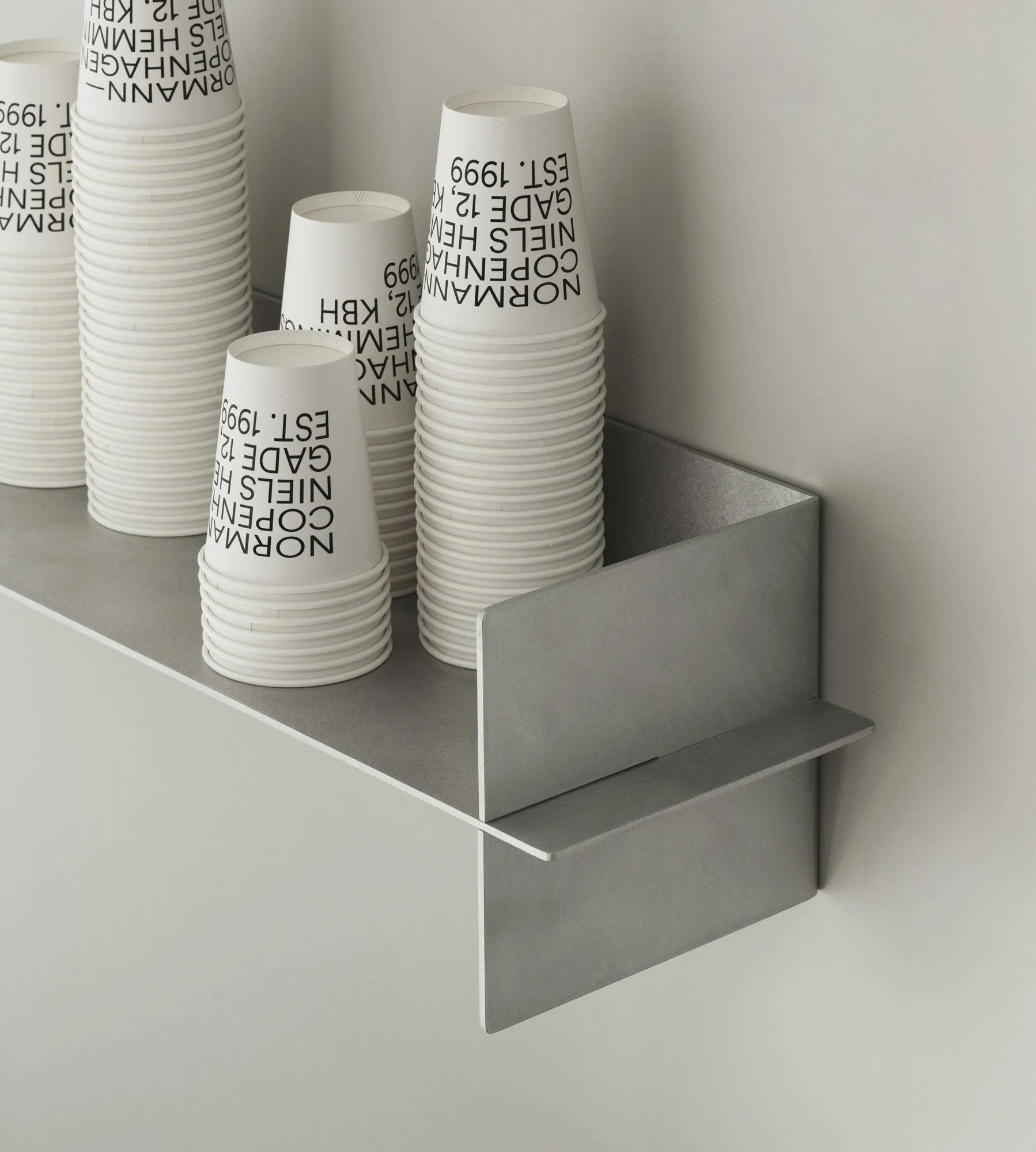 Alu Shelf hylla 60 cm, Aluminium Normann Copenhagen