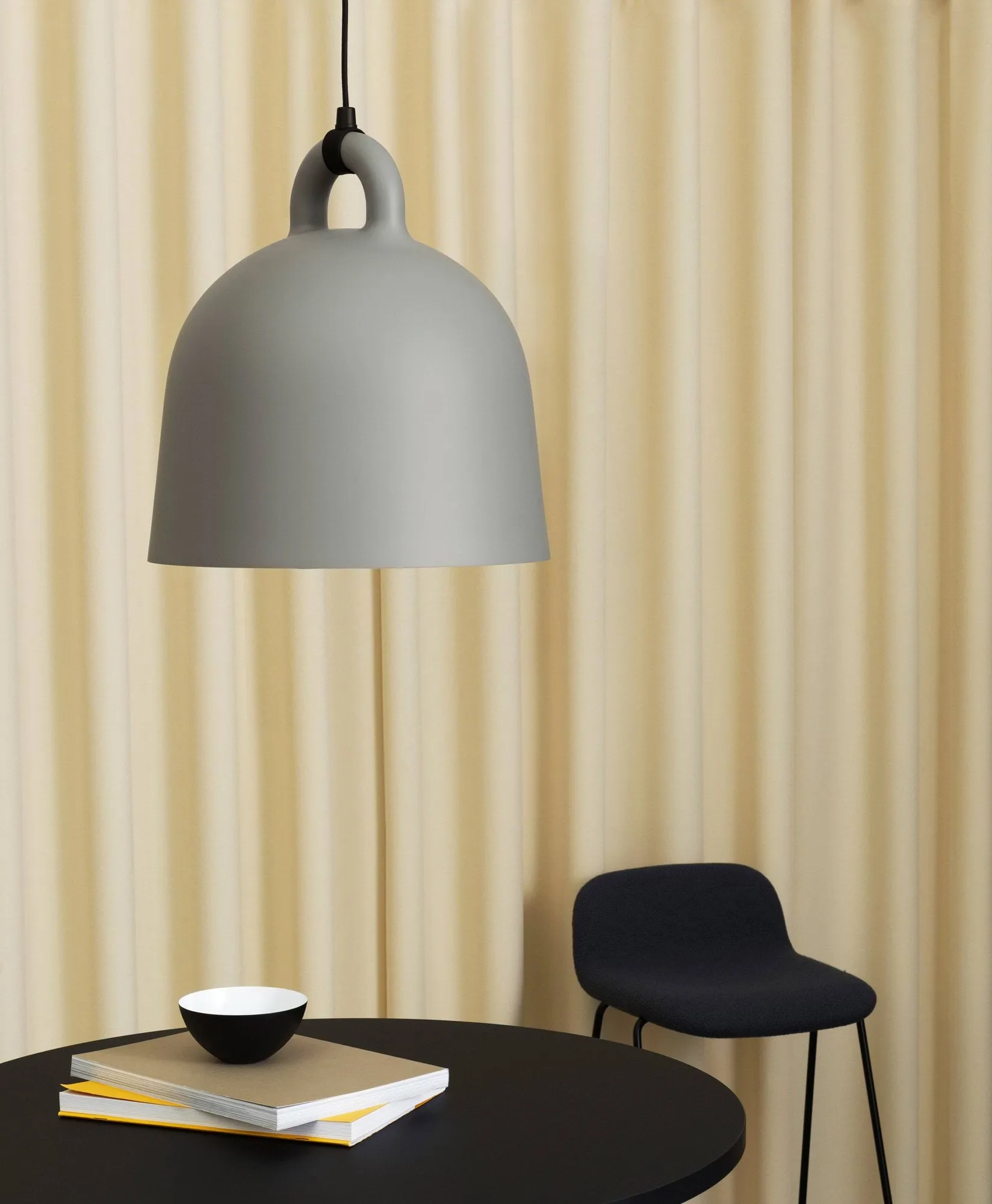 Bell lampa grå, large Normann Copenhagen